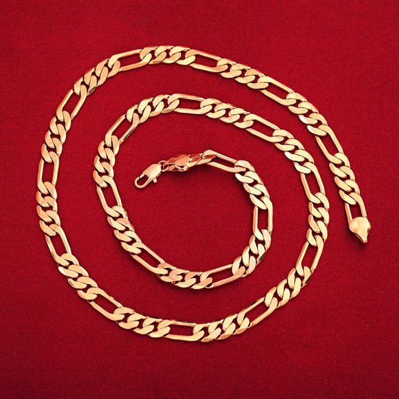 Fashion Jewelry Jewelry - Beautiful 20 Inch Figaro Necklace 6mm Wide 18K Yellow Gold